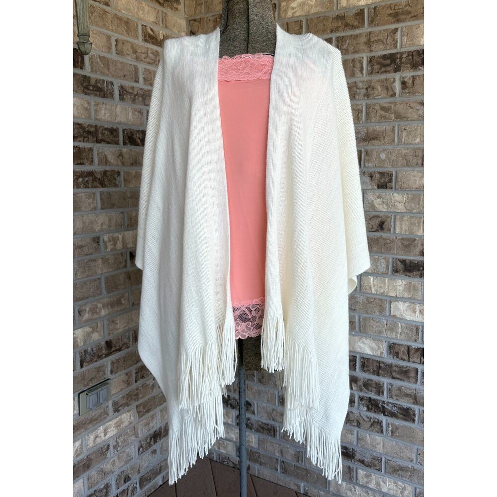 NEW Vtg FADED GLORY Women Ivory Sweater Wrap Shawl Poncho Fringed One Size Y2k